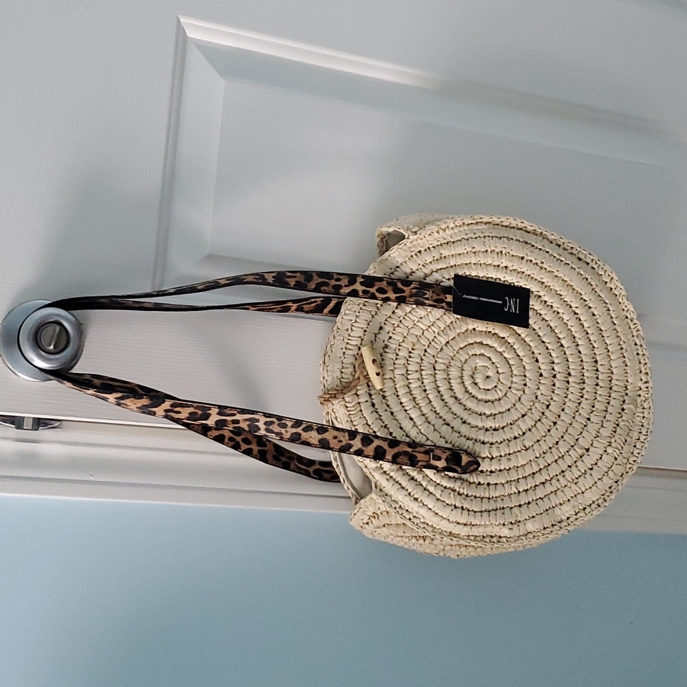 Straw tote BNWT